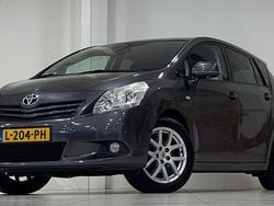 Grijs Gebruikt 2013 Toyota Verso Business Edition MPV | € 10.944 (Eerlijke prijs)