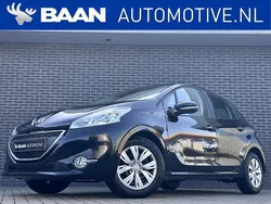 Zwart Gebruikt 2014 Peugeot 208 Envy Hatchback | € 6.950 (Eerlijke prijs)