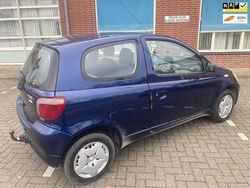 Blauw Gebruikt 2000 Toyota Yaris Hatchback | € 1.340 (Eerlijke prijs)