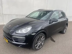 Zwart Gebruikt 2010 Porsche Cayenne SUV | € 16.750 (Eerlijke prijs)