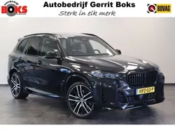 Zwart, metallic lak Gebruikt 2024 BMW X5 M Sport SUV | € 99.450 (Iets duurder)