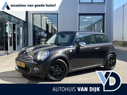 Bruin, metallic lak Gebruikt 2014 Mini ONE Chili Hatchback | € 7.950 (Eerlijke prijs)