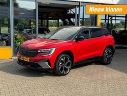 Rood, metallic lak Gebruikt 2025 Renault Austral Esprit Alpine SUV | € 37.795 (Duur)
