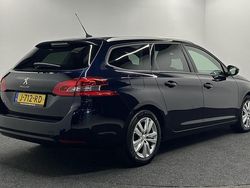 Blauw Gebruikt 2020 Peugeot 308 SW Allure Stationwagen | € 12.500
