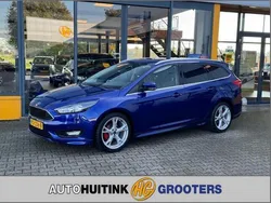 Blauw, metallic lak Gebruikt 2016 Ford Focus Titanium Stationwagen | € 11.990 (Duur)