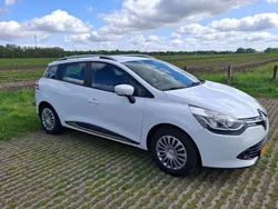 Wit Gebruikt 2016 Renault Clio GrandTour Collection Stationwagen | € 7.500 (Eerlijke prijs)