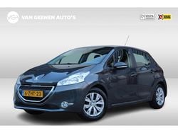 Grijs Gebruikt 2014 Peugeot 208 Allure Hatchback | € 4.950 (Super prijs)
