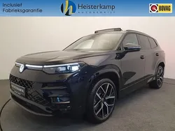 Zwart Nieuw 2025 VW Tayron R-line SUV | € 67.450
