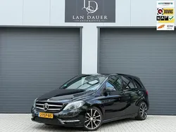 Zwart Gebruikt 2014 Mercedes B180 Ambition MPV | € 12.950 (Eerlijke prijs)