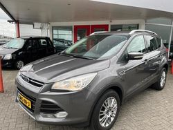 Grijs Gebruikt 2013 Ford Kuga Titanium SUV | € 11.950 (Eerlijke prijs)