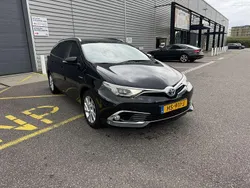 Zwart Gebruikt 2015 Toyota Auris Stationwagen | € 7.999 (Eerlijke prijs)