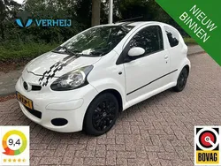 Wit Gebruikt 2009 Toyota Aygo Comfort Hatchback | € 1.750 (Goede deal)
