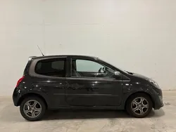 Zwart Gebruikt 2012 Renault Twingo Collection Hatchback | € 1.988 (Goede deal)