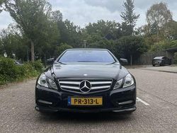 Zwart Gebruikt 2013 Mercedes E350 Elegance Cabriolet | € 13.000