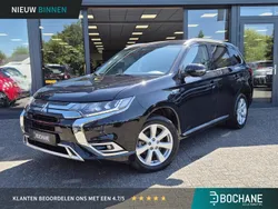 Zwart Gebruikt 2019 Mitsubishi Outlander P-HEV Intense SUV | € 19.745 (Eerlijke prijs)
