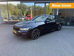 Zwart Gebruikt 2021 BMW 530e M Sport Stationwagen | € 33.500 (Eerlijke prijs)