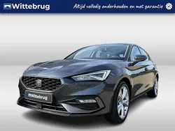 Grijs Gebruikt 2021 Seat Leon FR Hatchback | € 22.450 (Goede deal)
