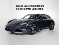 Vulkaangrijs metallic Nieuw 2024 Porsche Taycan Cross Turismo Sedan | € 145.717 (Eerlijke prijs)