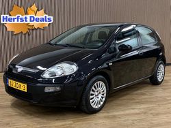 Zwart (metallic) Gebruikt 2011 Fiat Punto Evo Active Hatchback | € 3.945 (Iets duurder)
