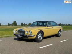Geel Gebruikt 1977 Daimler Double Six Serie 1 Sedan | € 16.450