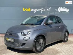 Grijs, metallic lak Gebruikt 2021 Fiat 500e Comfort Hatchback | € 17.940 (Eerlijke prijs)
