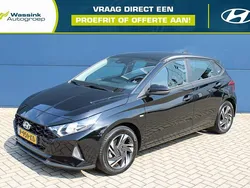 Zwart Gebruikt 2022 Hyundai i20 Comfort Hatchback | € 17.435 (Eerlijke prijs)
