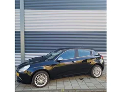 Zwart Gebruikt 2012 Alfa Romeo Giulietta Progression Hatchback | € 7.950 (Eerlijke prijs)