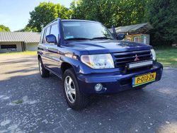 Blauw Gebruikt 2004 Mitsubishi Pajero SUV | € 4.250 (Eerlijke prijs)