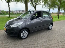 Grijs Gebruikt 2013 Hyundai i10 Pure Hatchback | € 2.995 (Eerlijke prijs)