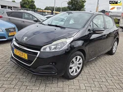 Zwart Gebruikt 2016 Peugeot 208 Active Hatchback | € 5.950 (Eerlijke prijs)
