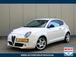 Wit, metallic lak Gebruikt 2016 Alfa Romeo MiTo Exclusive Hatchback | € 8.750 (Eerlijke prijs)