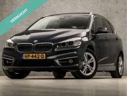 Grijs, metallic lak Gebruikt 2015 BMW 225 Active Tourer Comfort Edition MPV | € 14.445 (Eerlijke prijs)