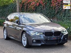 Grijs Gebruikt 2017 BMW 318 Executive Stationwagen | € 17.945 (Iets duurder)