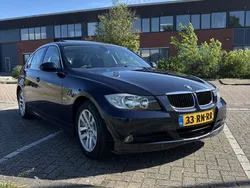 Blauw Gebruikt 2005 BMW 320 Sedan | € 4.295 (Goede deal)