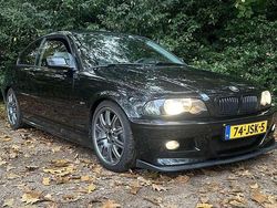 Zwart Gebruikt 2003 BMW 318 Sedan | € 2.750 (Eerlijke prijs)