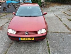 Rood Gebruikt 2000 VW Golf IV Hatchback | € 1.150 (Eerlijke prijs)