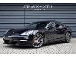 Zwart Gebruikt 2017 Porsche Panamera Sedan | € 69.900