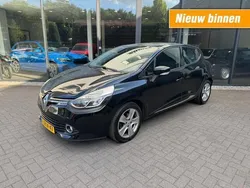 Zwart Gebruikt 2014 Renault Clio IV Expression Hatchback | € 6.250 (Eerlijke prijs)