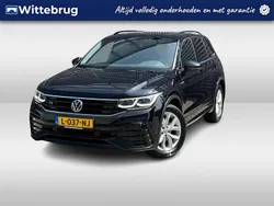 Zwart Gebruikt 2021 VW Tiguan Business+ SUV | € 29.950 (Eerlijke prijs)