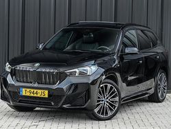 Zwart Gebruikt 2023 BMW iX1 M Sport SUV | € 43.700 (Eerlijke prijs)