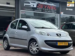 Grijs Gebruikt 2006 Peugeot 107 Hatchback | € 4.499 (Duur)