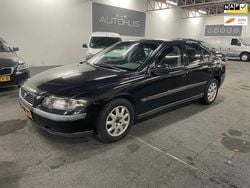 Zwart Gebruikt 2001 Volvo S60 Sedan | € 1.095 (Goede deal)