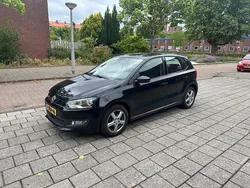 Zwart Gebruikt 2015 VW Polo Hatchback | € 3.900 (Goede deal)