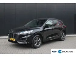 Zwart Gebruikt 2023 Ford Kuga ST-Line SUV | € 26.800 (Goede deal)