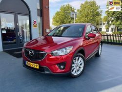 Rood, metallic lak Gebruikt 2014 Mazda CX-5 SUV | € 19.999 (Eerlijke prijs)