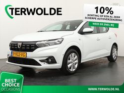 Wit Gebruikt 2022 Dacia Sandero Comfort Hatchback | € 10.945 (Super prijs)