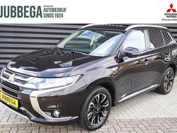 Zwart Gebruikt 2016 Mitsubishi Outlander Instyle SUV | € 20.995 (Iets duurder)