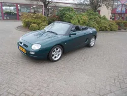 Groen, metallic lak Gebruikt 1996 MG F Cabriolet | € 3.500 (Eerlijke prijs)