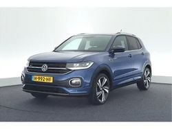 Blauw, metallic lak Gebruikt 2020 VW T-Cross R-line SUV | € 20.949 (Eerlijke prijs)