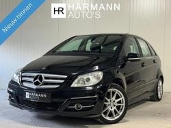 Zwart Gebruikt 2010 Mercedes B160 Avantgarde MPV | € 8.499 (Iets duurder)